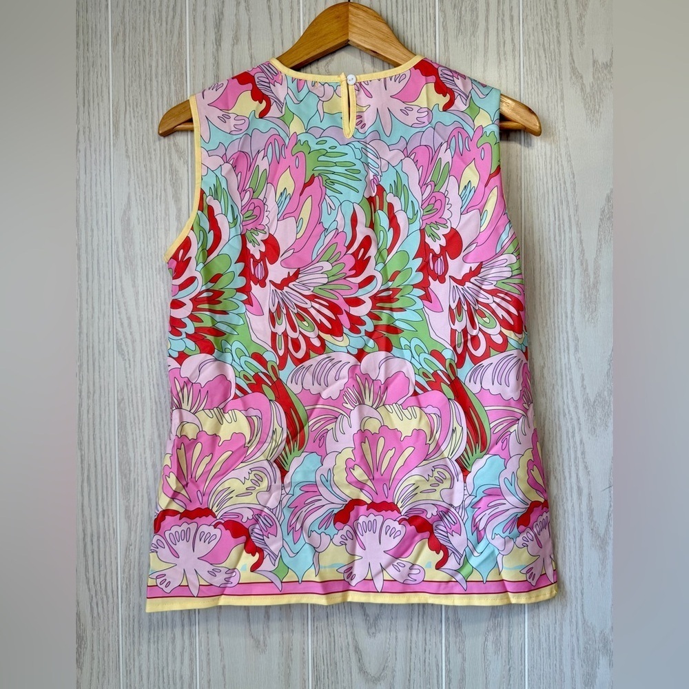 SundayUp Floral Silky Sleeveless Top Size M NWT - Picture 4 of 5